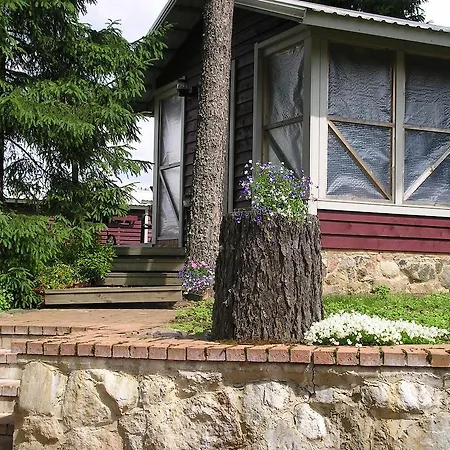 Dom wakacyjny Pohlametsa House *